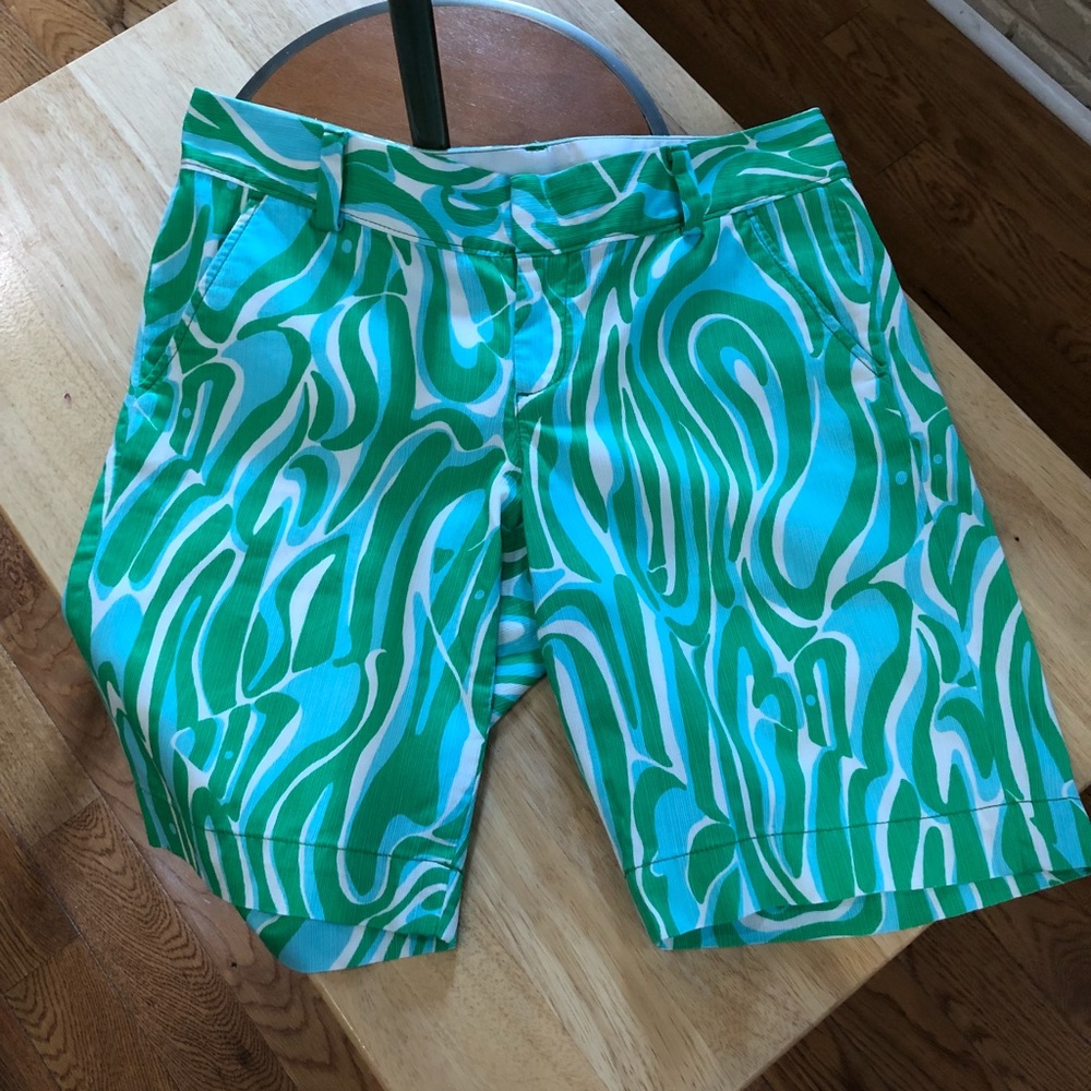 Lilly Pulitzer short